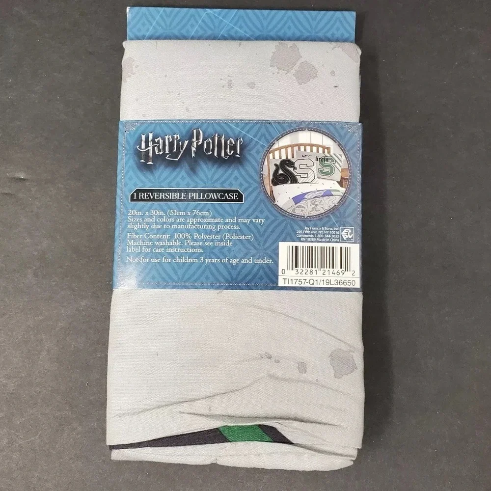 NEW Harry Potter Slytherin Reversible‎ Pillowcase Hogwarts Snake Green Grey
